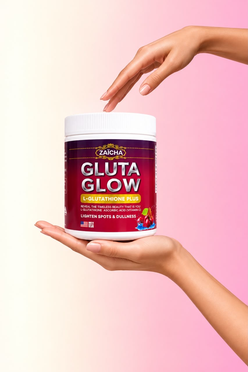 Pot GLUTA GLOW ZAÏCHA présenté entre deux mains